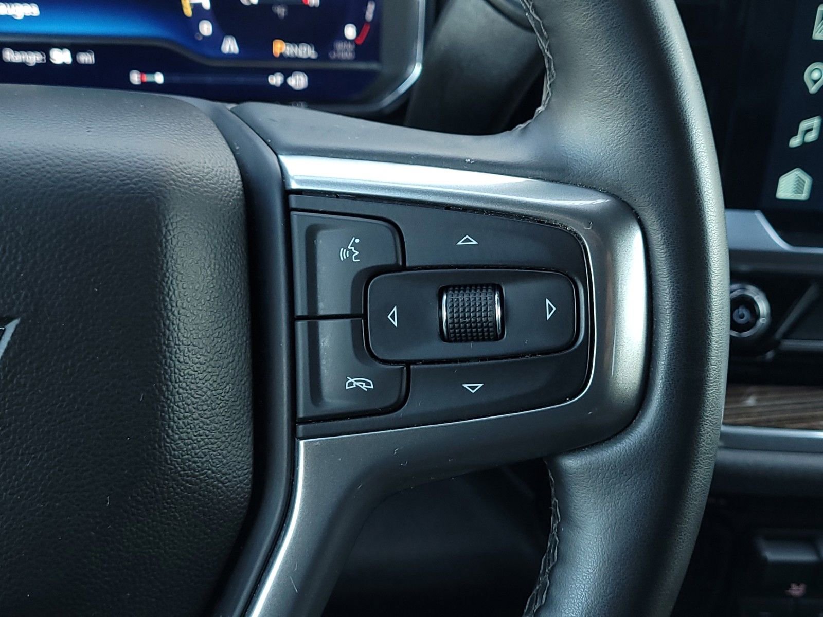 Used 2025 Chevrolet Silverado 1500 LT image 20