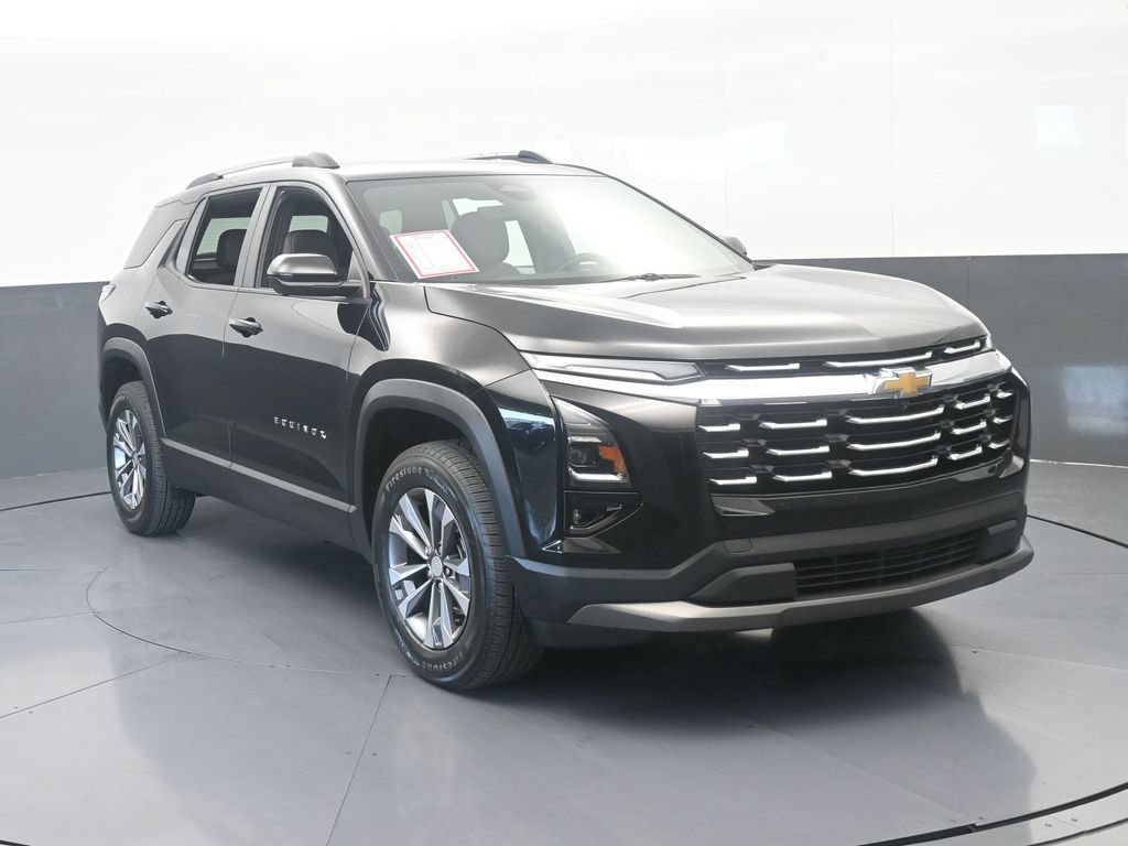Used 2025 Chevrolet Equinox LT w/ Convenience Package II FWD image 9