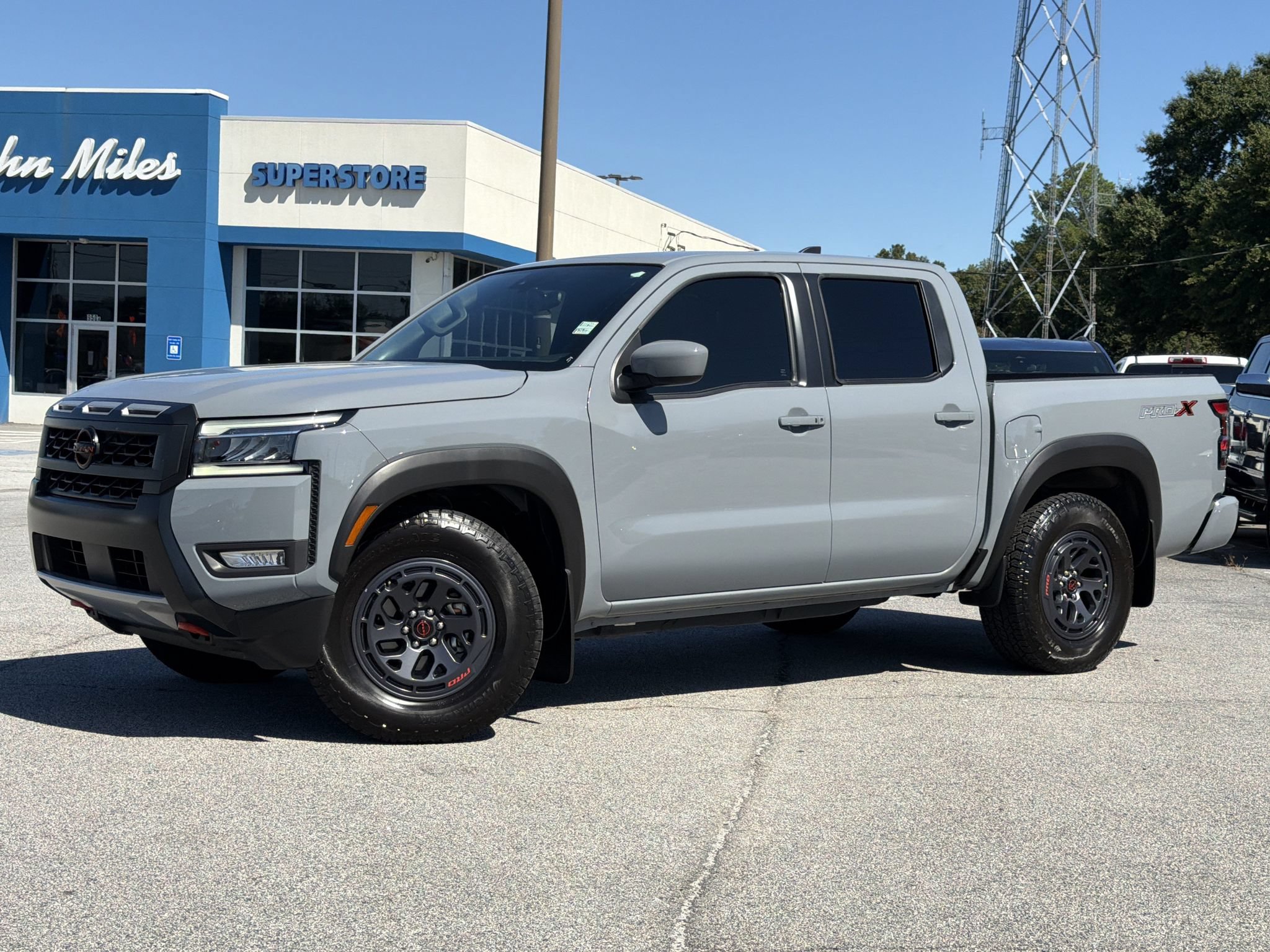 Used 2025 Nissan Frontier Pro-X