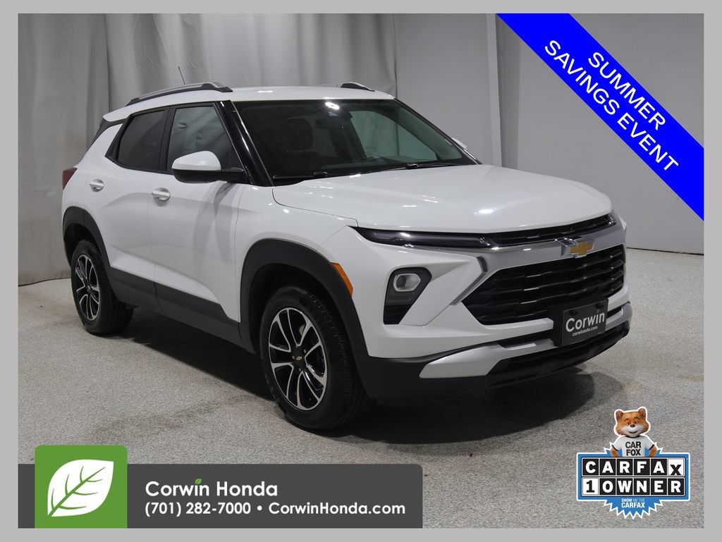 Used 2025 Chevrolet TrailBlazer LT AWD/4WD image 1