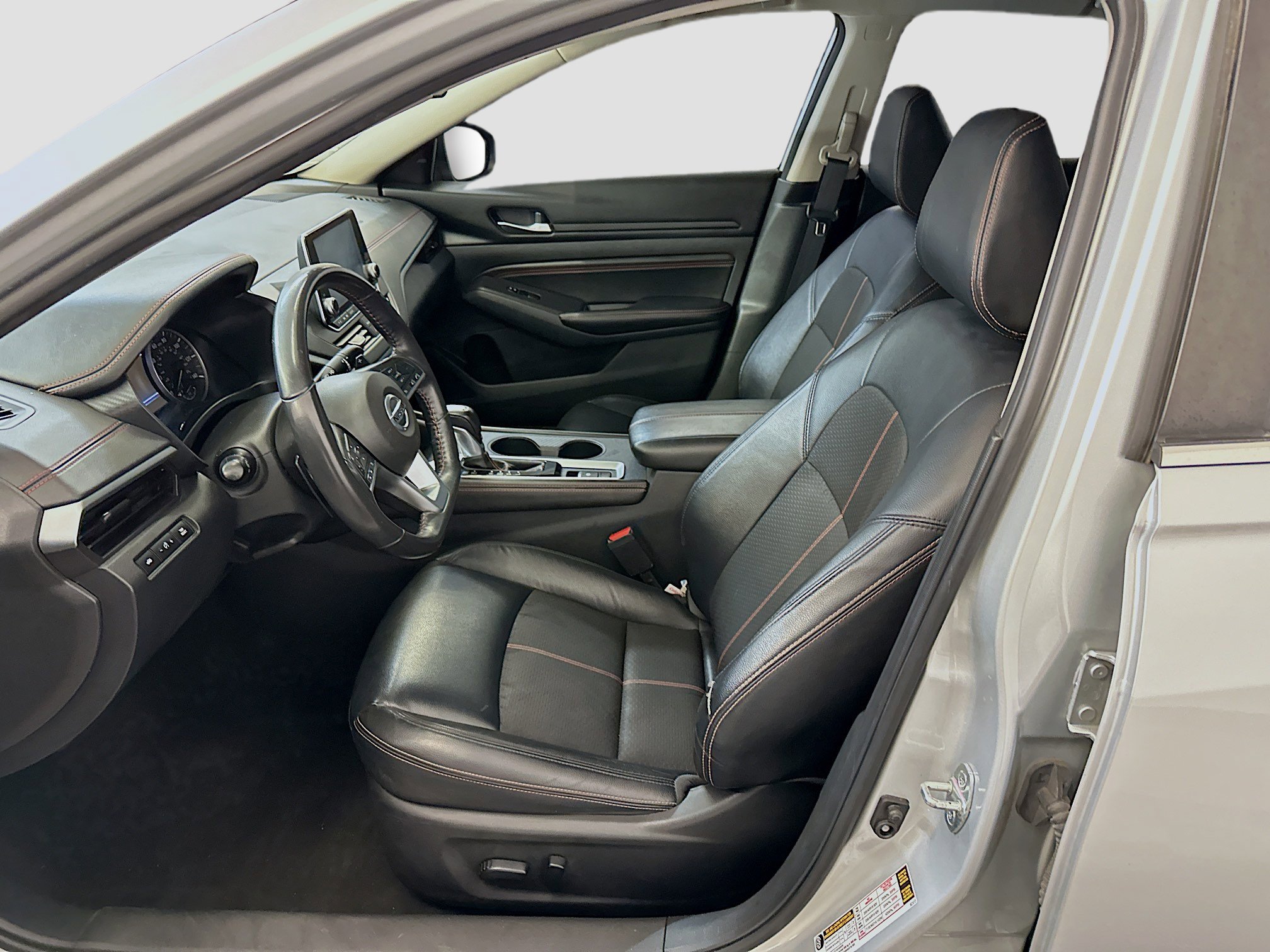 Used 2022 Nissan Altima 2.5 SR image 13