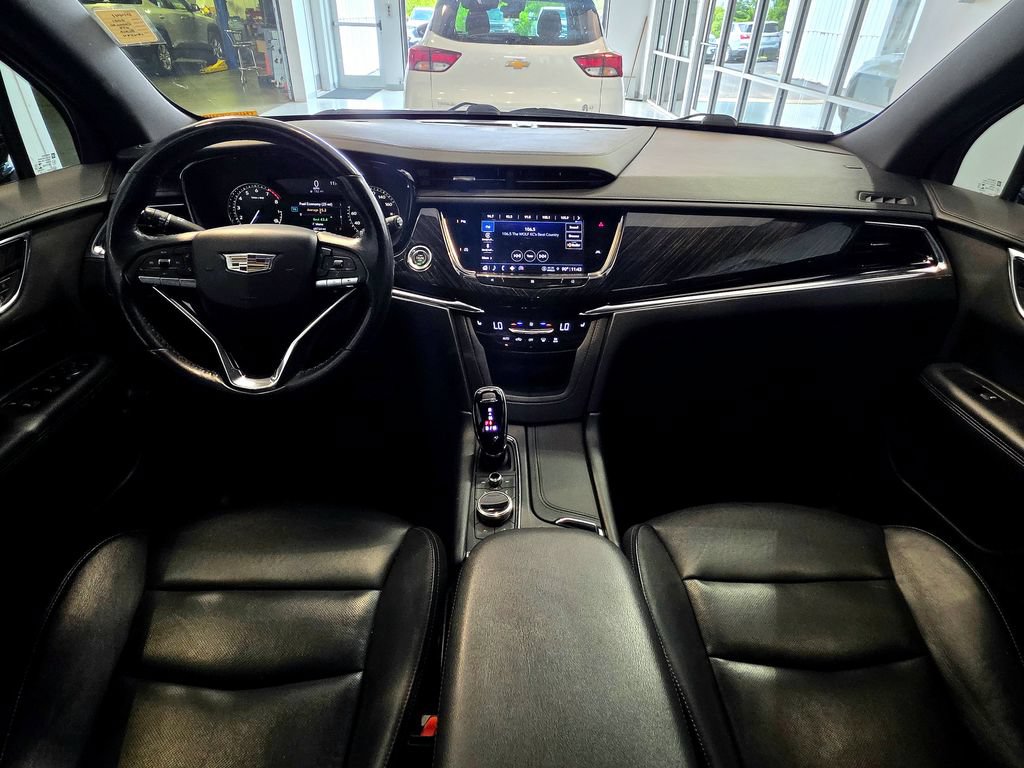 Used 2021 Cadillac XT6 Premium Luxury FWD image 18