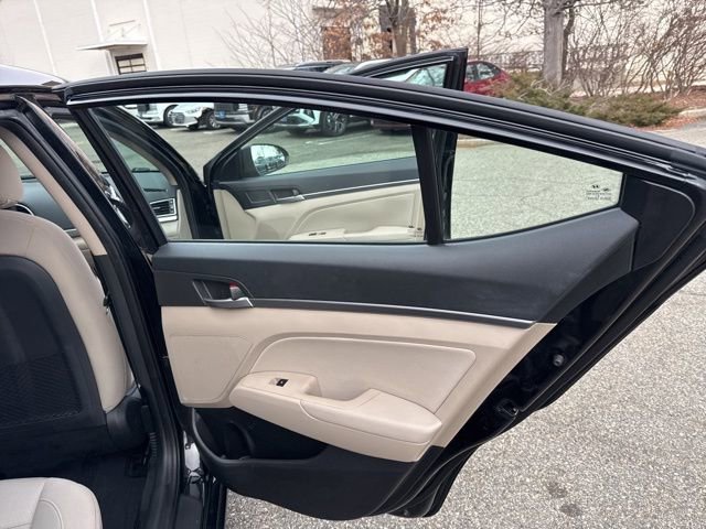 Used 2017 Hyundai Elantra Value Edition image 34