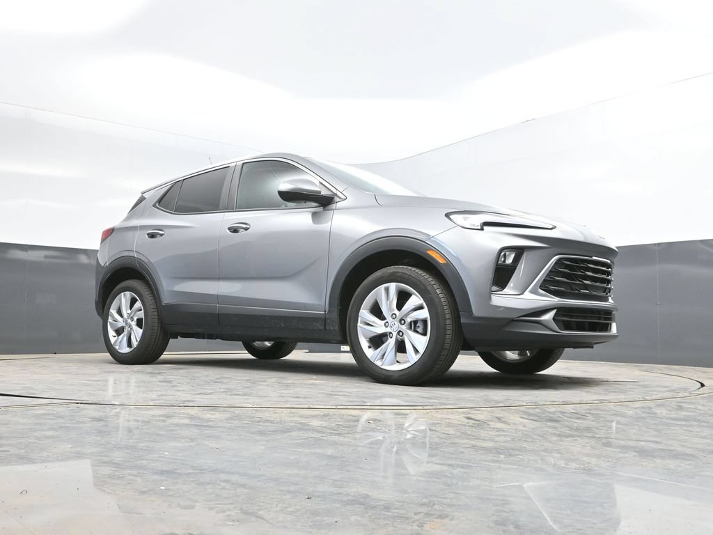 Used 2025 Buick Encore GX Preferred AWD/4WD image 37