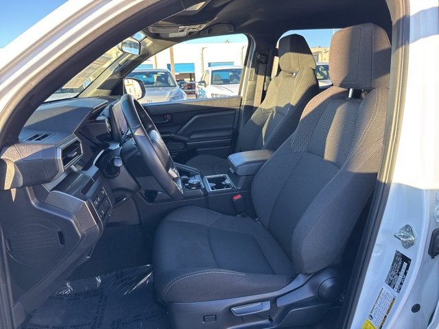 Used 2025 Toyota 4Runner SR5 image 13