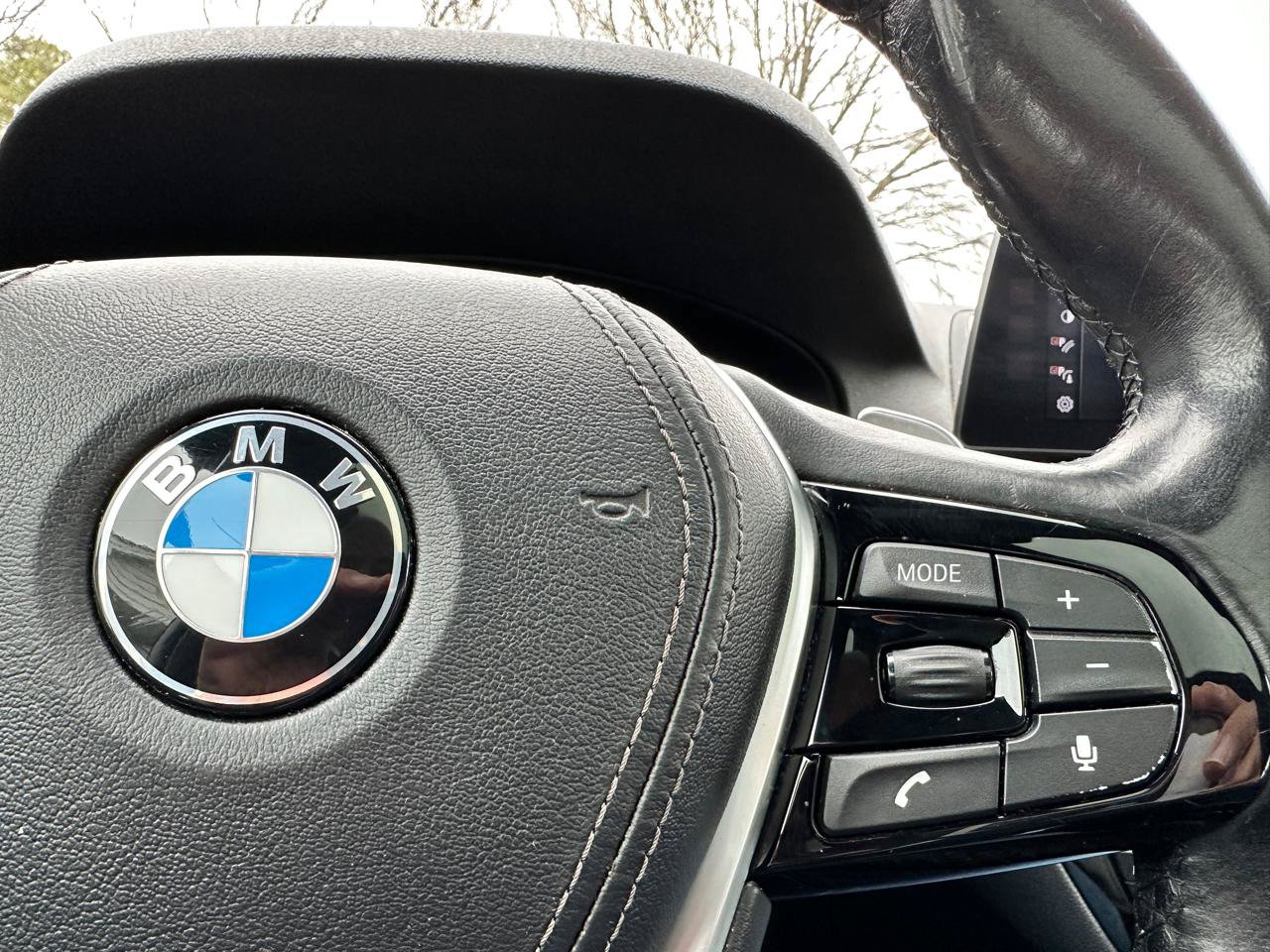Used 2018 BMW 530i RWD image 16