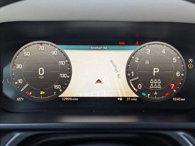 Used 2024 Land Rover Defender 130 X-Dynamic SE image 11