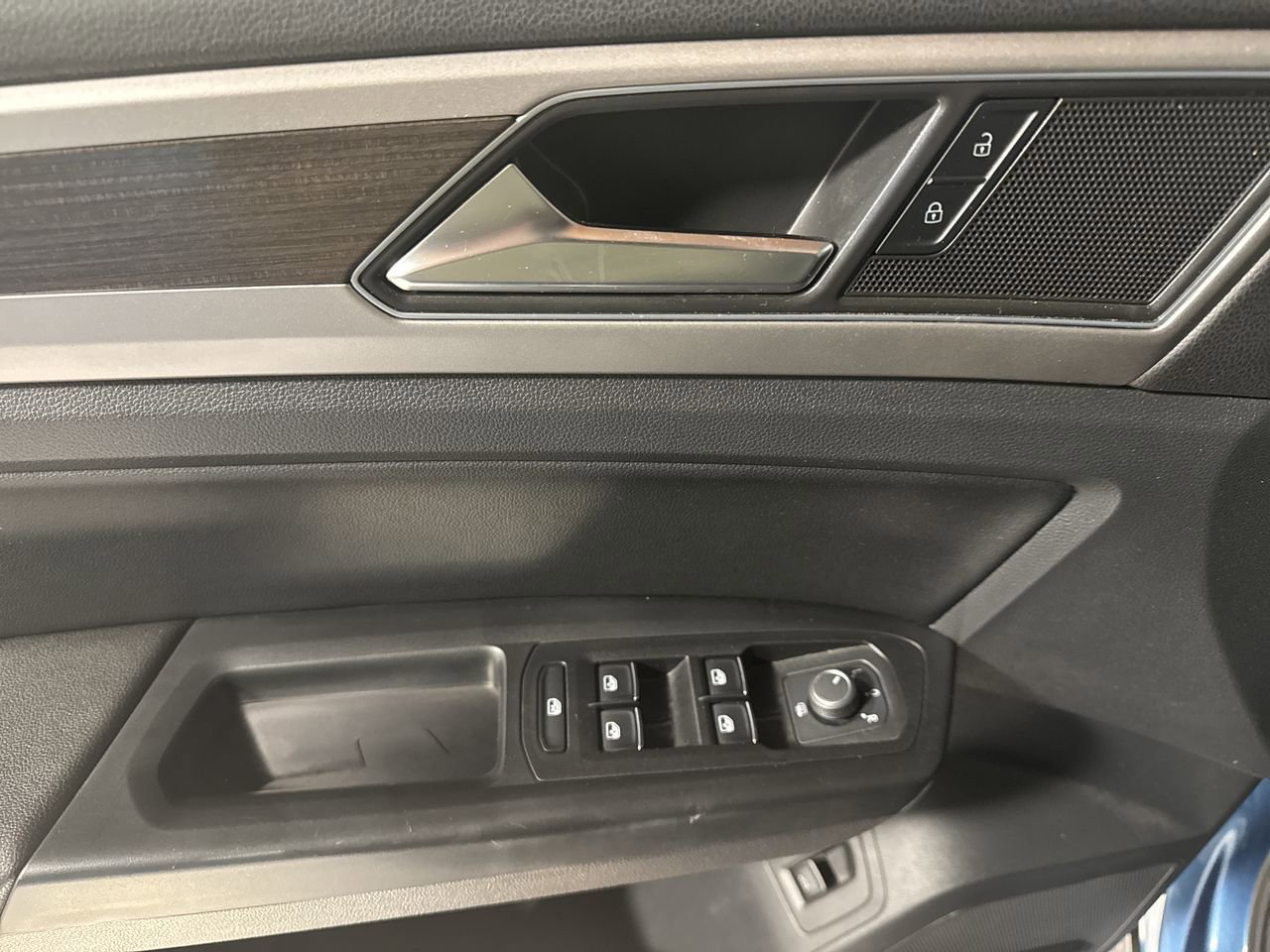 Used 2019 Volkswagen Atlas SE image 19