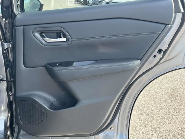 Used 2026 Nissan Rogue Dark Armor FWD image 24