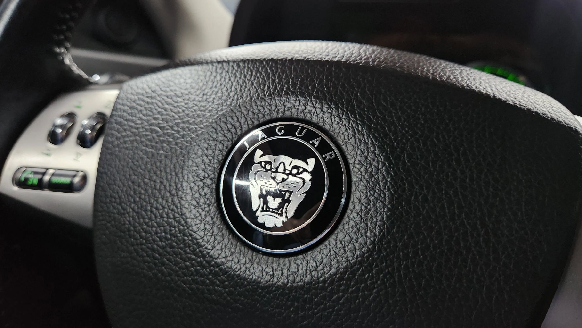 Used 2008 Jaguar XK Coupe image 25