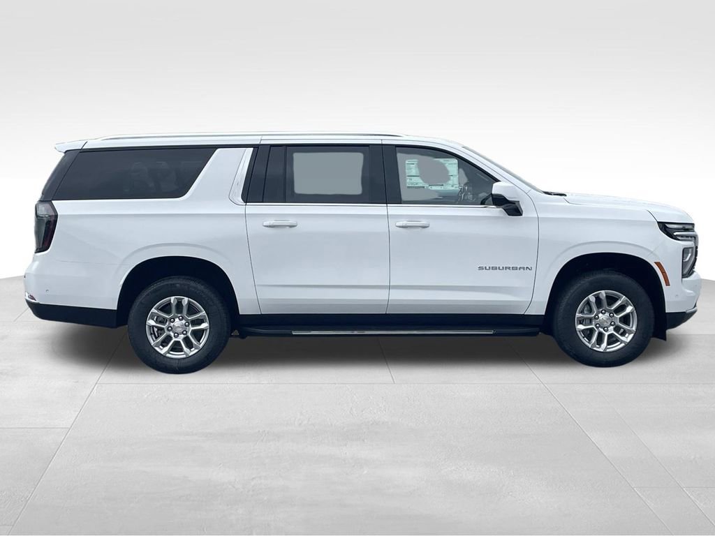 New 2026 Chevrolet Suburban LT w/ Comfort Package AWD/4WD image 2