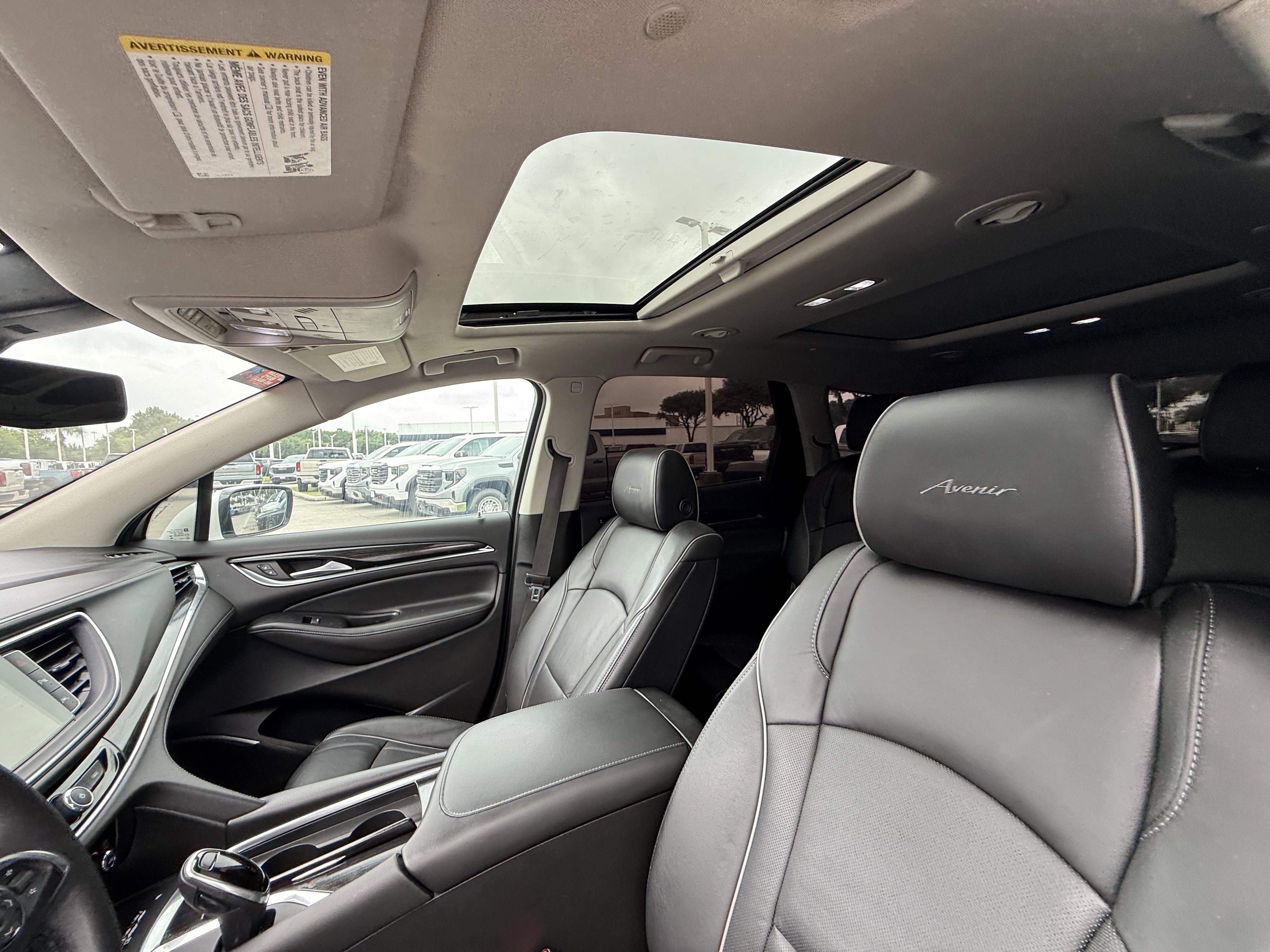 Used 2021 Buick Enclave Avenir FWD image 27
