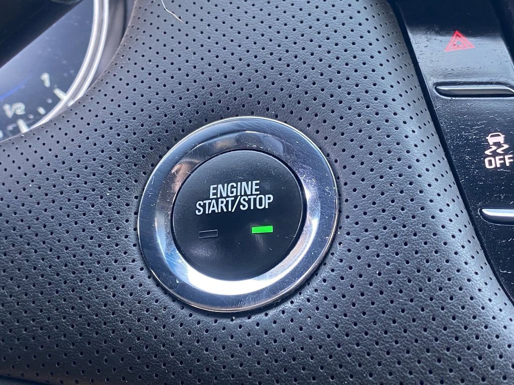 Used 2016 Cadillac XTS Platinum image 31