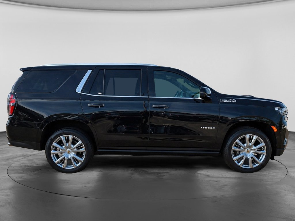 Used 2023 Chevrolet Tahoe High Country AWD/4WD image 12