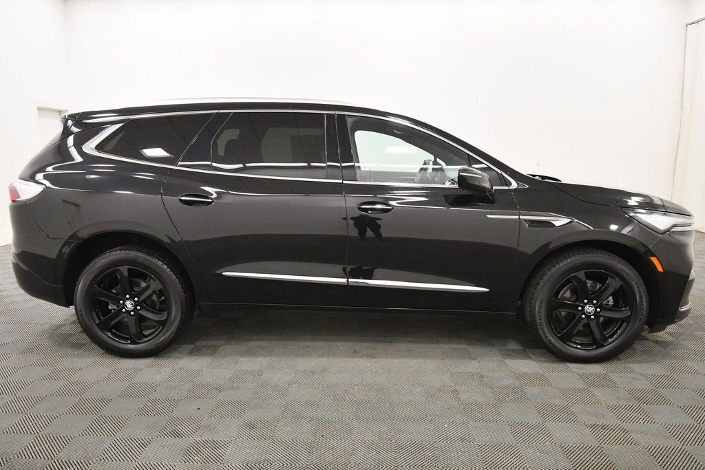 Used 2023 Buick Enclave Essence w/ Sport Touring Edition AWD/4WD image 9