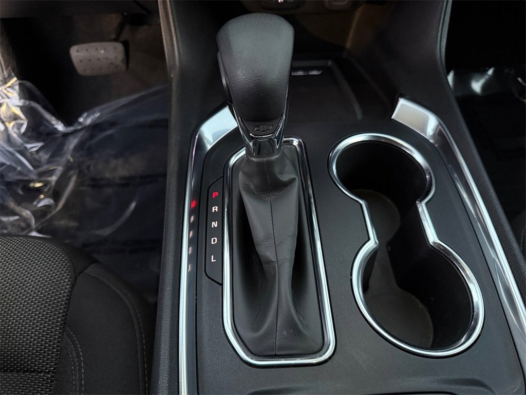 Used 2023 Chevrolet Traverse LT w/ LPO, Floor Liner Package image 18