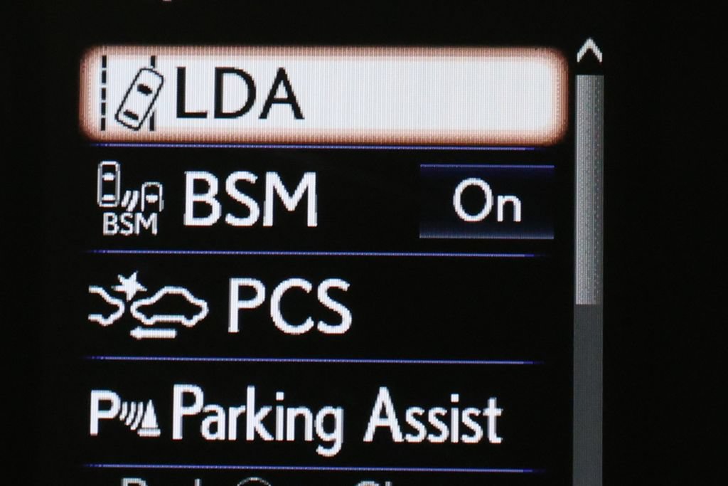 Used 2023 Lexus GX 460 Premium w/ Premium Plus Package AWD/4WD image 22