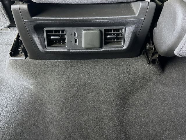 Used 2024 Chevrolet Silverado 2500 LT w/ Convenience Package image 27