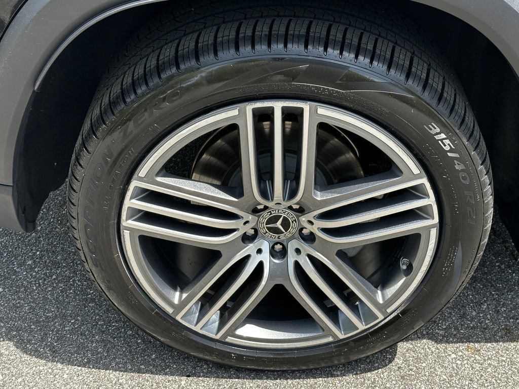 Certified 2025 Mercedes-Benz GLS 450 4MATIC image 21