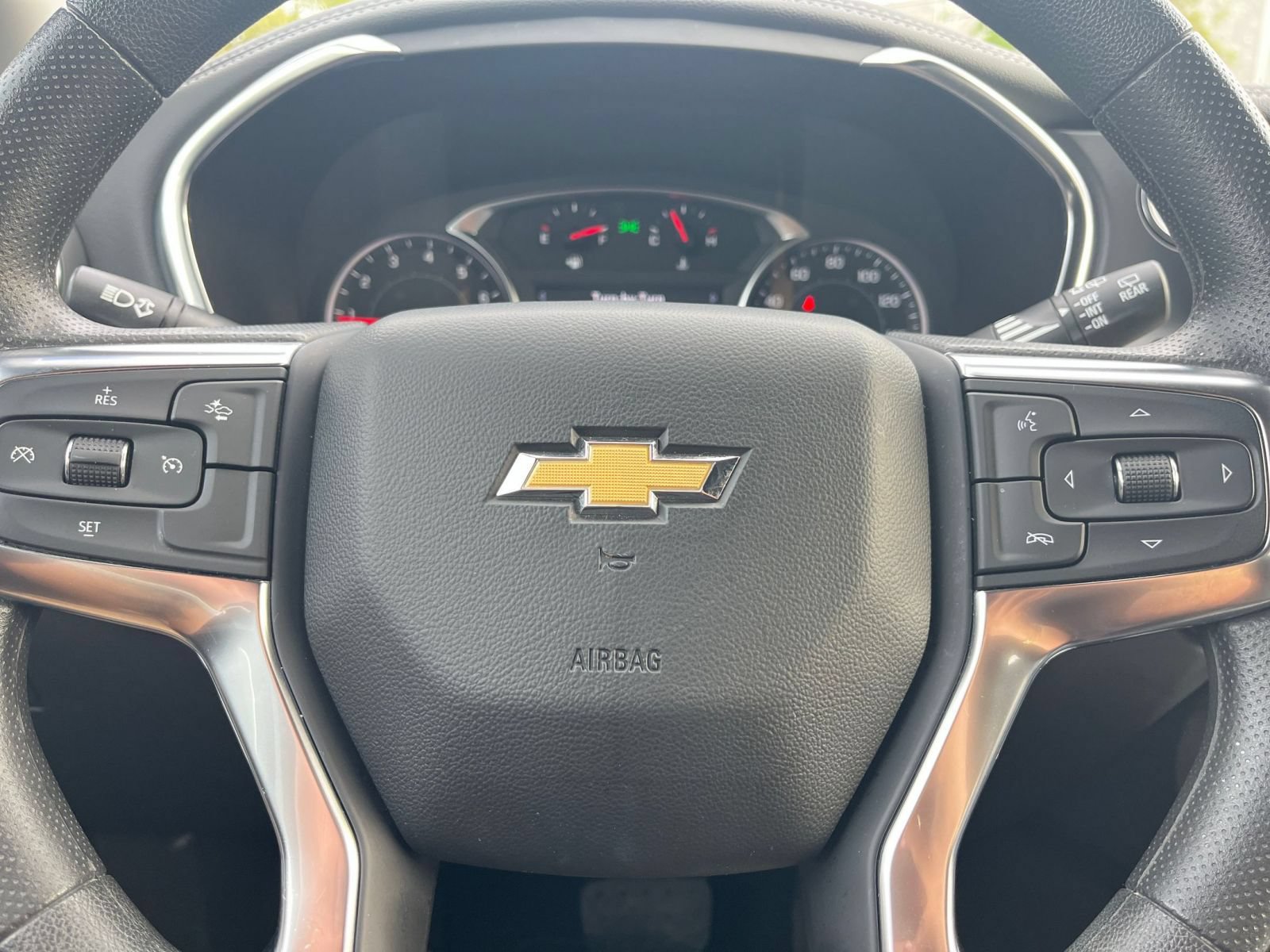 Used 2025 Chevrolet Blazer LT FWD image 30