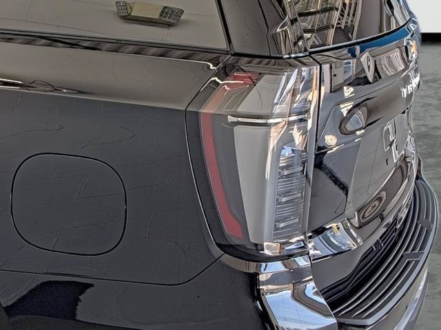 New 2026 Chevrolet Tahoe High Country AWD/4WD image 10