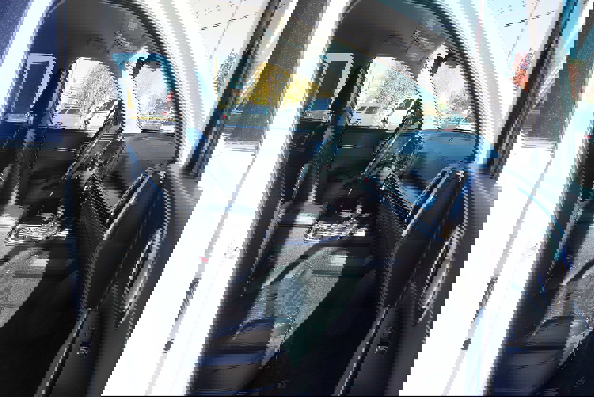 Used 2024 Kia Sorento S image 26