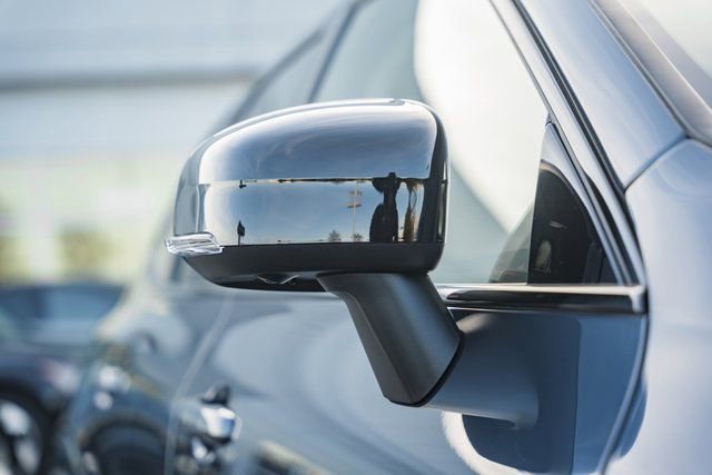 New 2026 Volvo XC60 B5 Ultra w/ Protection Package Premier image 15