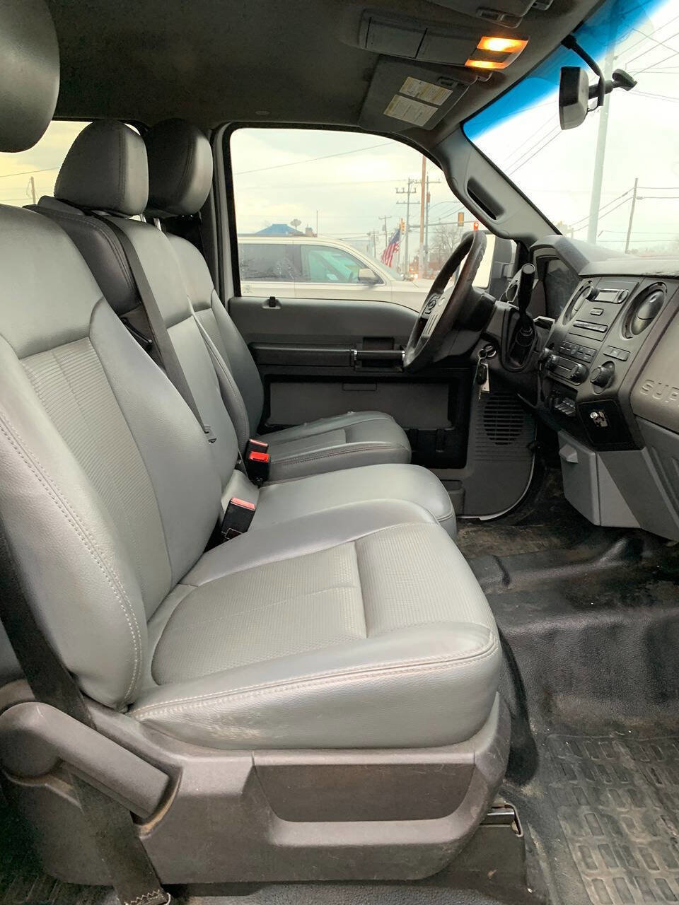 Used 2015 Ford F250 XL w/ Power Equipment Group AWD/4WD image 30