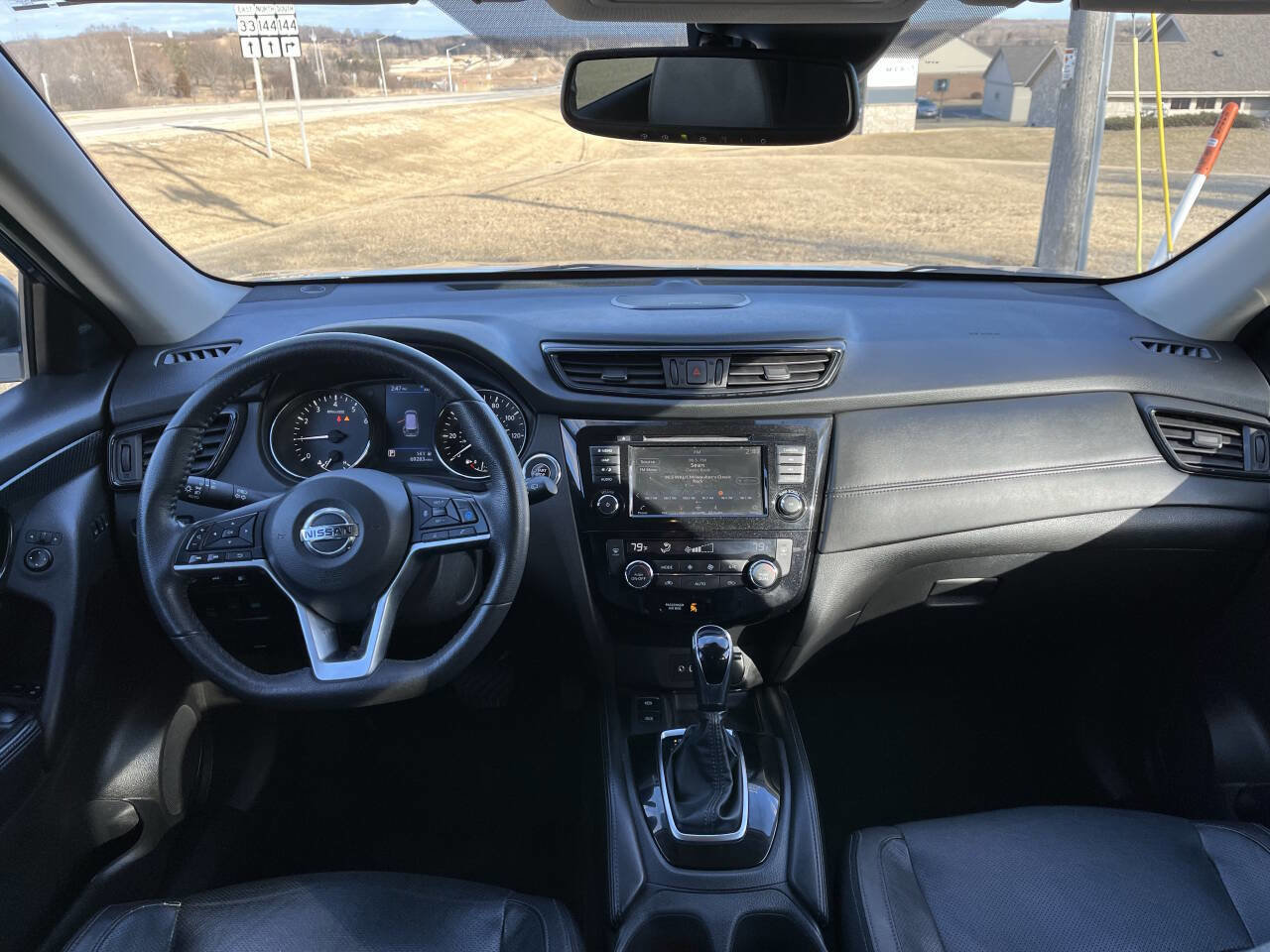 Used 2020 Nissan Rogue SL AWD/4WD image 15