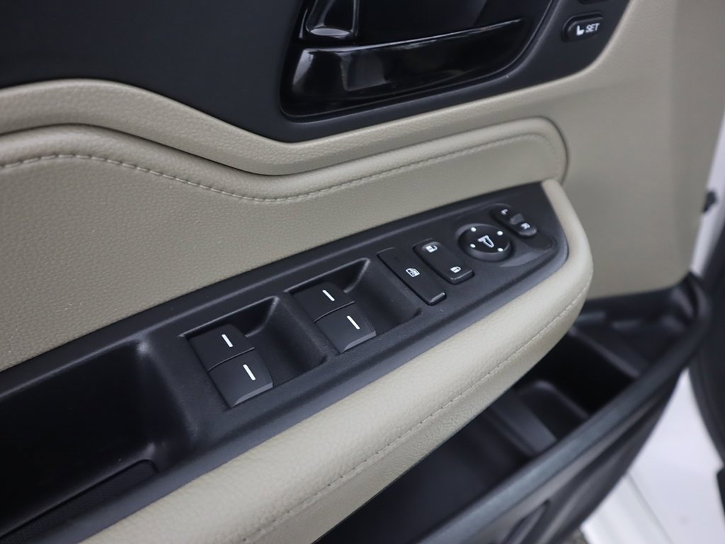 Used 2023 Honda Odyssey Touring image 37