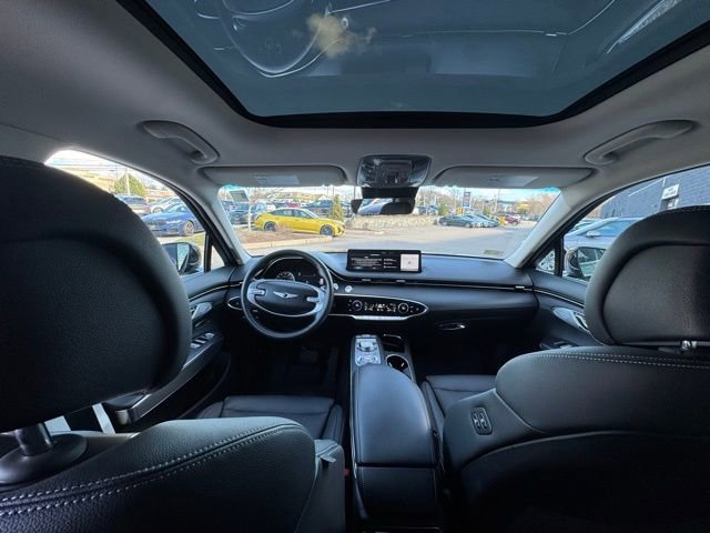 Used 2025 Genesis GV70 2.5T w/ Select Package image 42