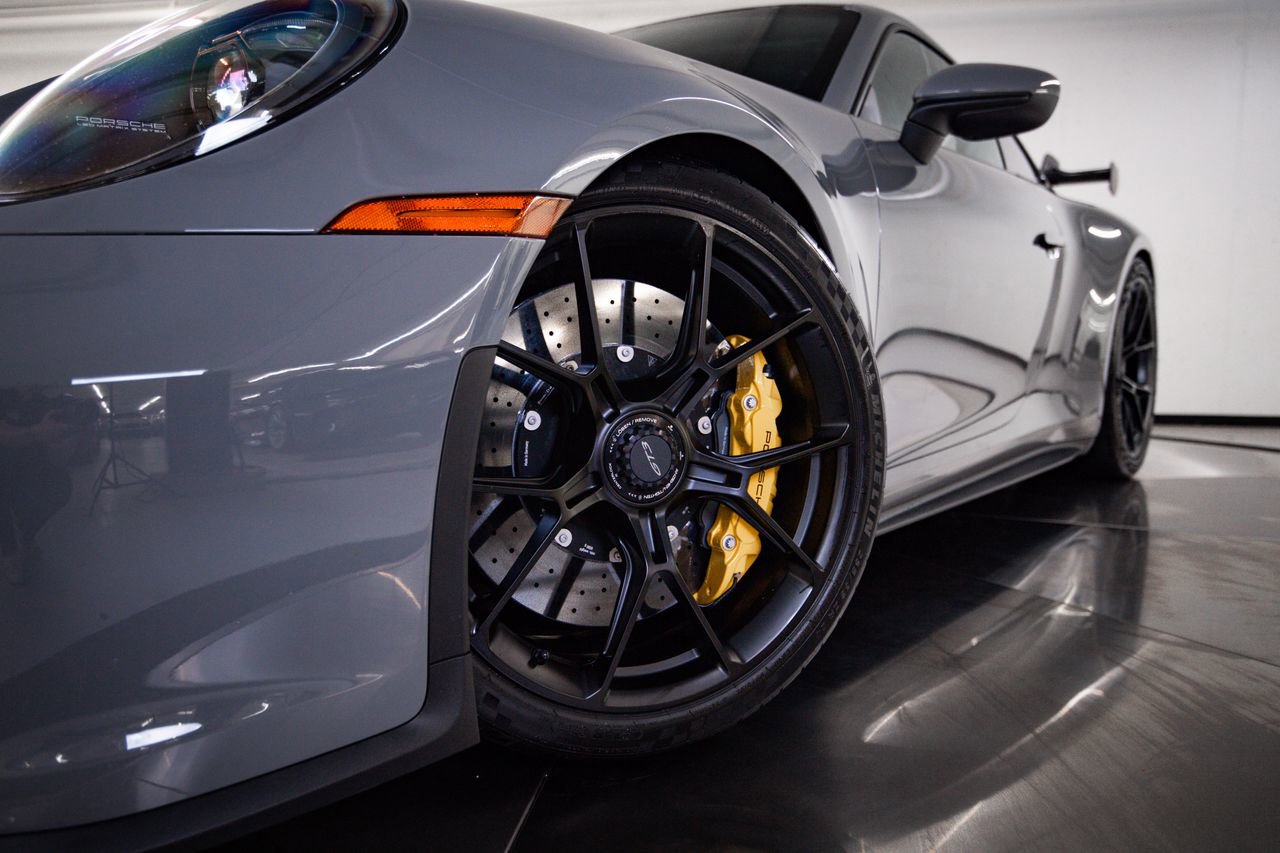 Used 2022 Porsche 911 GT3 RWD image 11