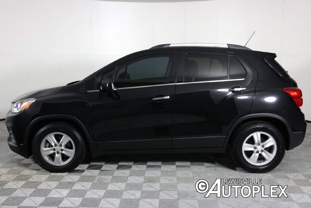 Used 2019 Chevrolet Trax LT w/ LT Convenience Package FWD image 8