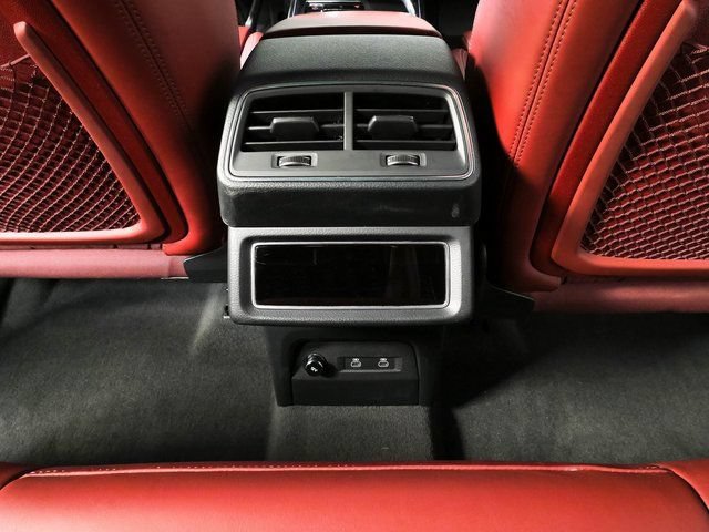 Used 2024 Audi SQ8 e-tron Premium Plus w/ Black Optic Package AWD/4WD image 21