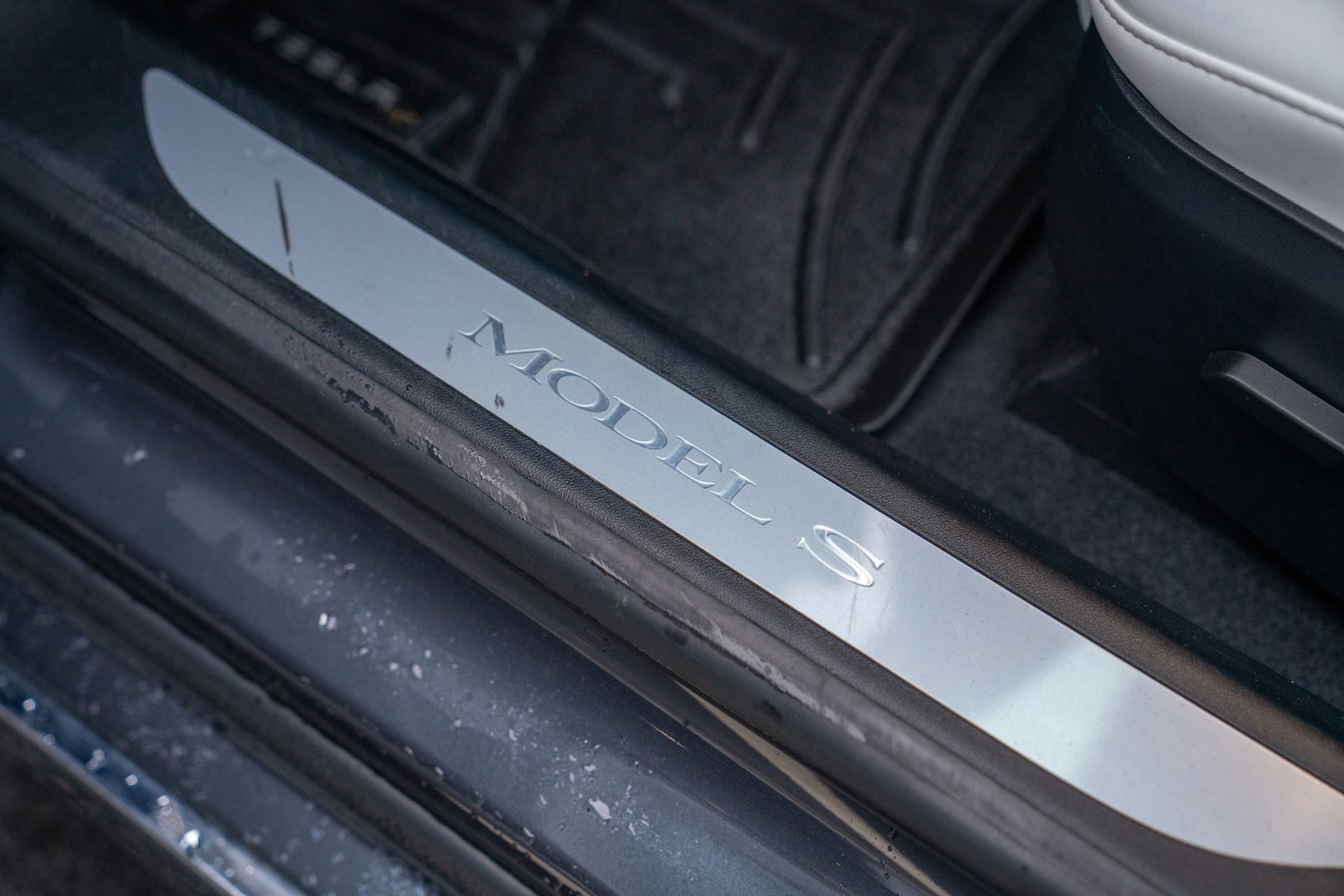 Used 2021 Tesla Model S Long Range Plus image 12