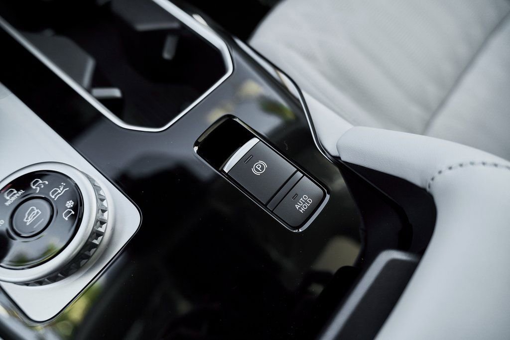New 2026 Mitsubishi Outlander SEL FWD image 47