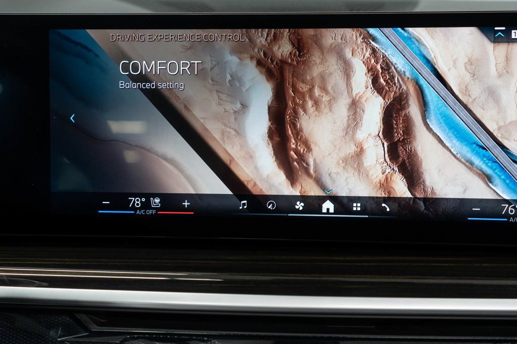 Used 2025 BMW X6 xDrive40i image 26