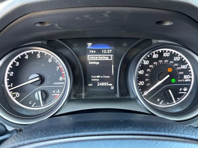Used 2024 Toyota Camry SE image 10