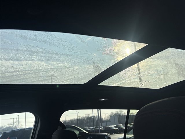 Certified 2024 Chevrolet Traverse Z71 w/ Enhanced Driving Package image 19