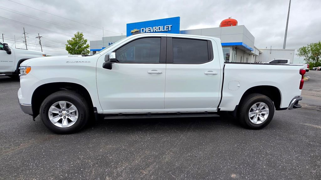 Used 2024 Chevrolet Silverado 1500 LT w/ Protection Package AWD/4WD image 3