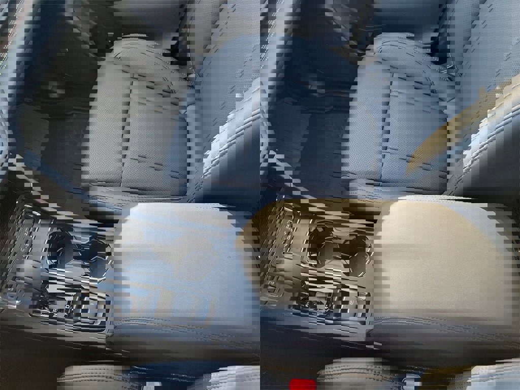 Used 2025 Subaru Ascent Bronze Edition image 22