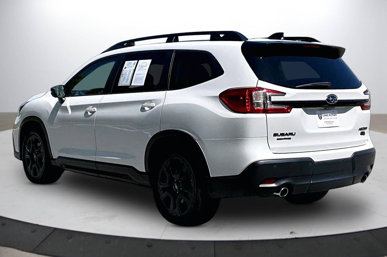 Used 2023 Subaru Ascent Onyx Edition image 7