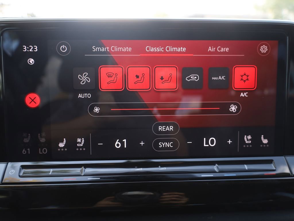 Used 2025 Volkswagen Atlas SEL image 40