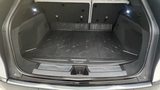 Used 2025 Cadillac Lyriq Luxury w/ LPO, Floor Liner Package RWD image 30