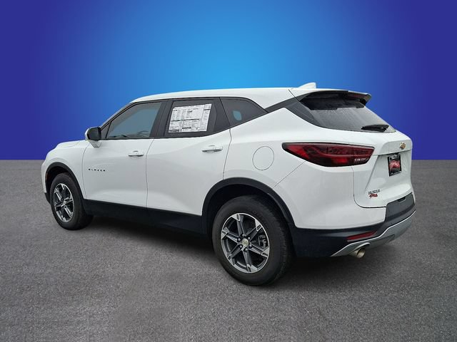New 2024 Chevrolet Blazer LT w/ Driver Confidence Package FWD image 4