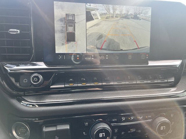 Used 2025 Chevrolet Silverado 1500 ZR2 w/ Dark Appearance Package image 18