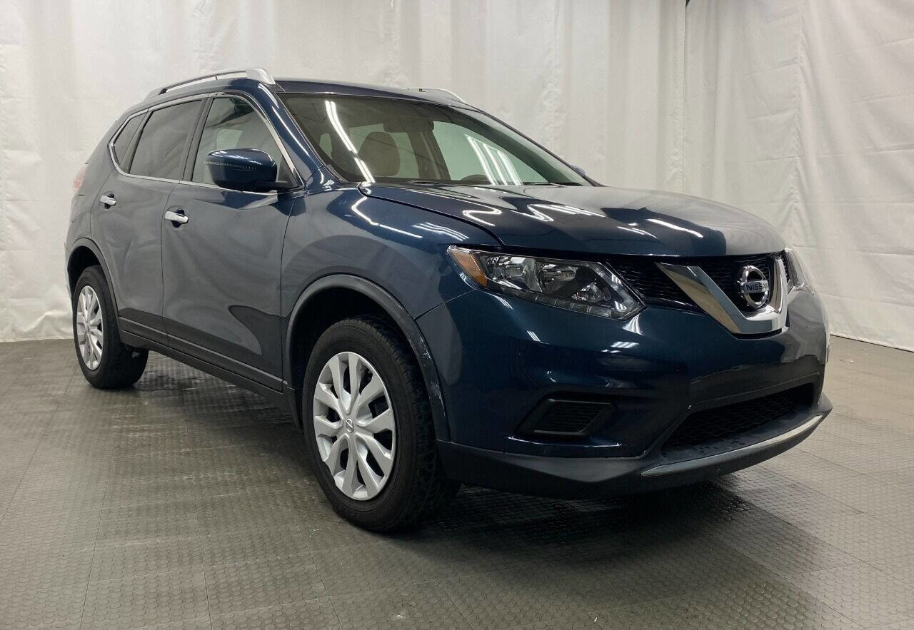 Used 2016 Nissan Rogue S w/ Appearance Package