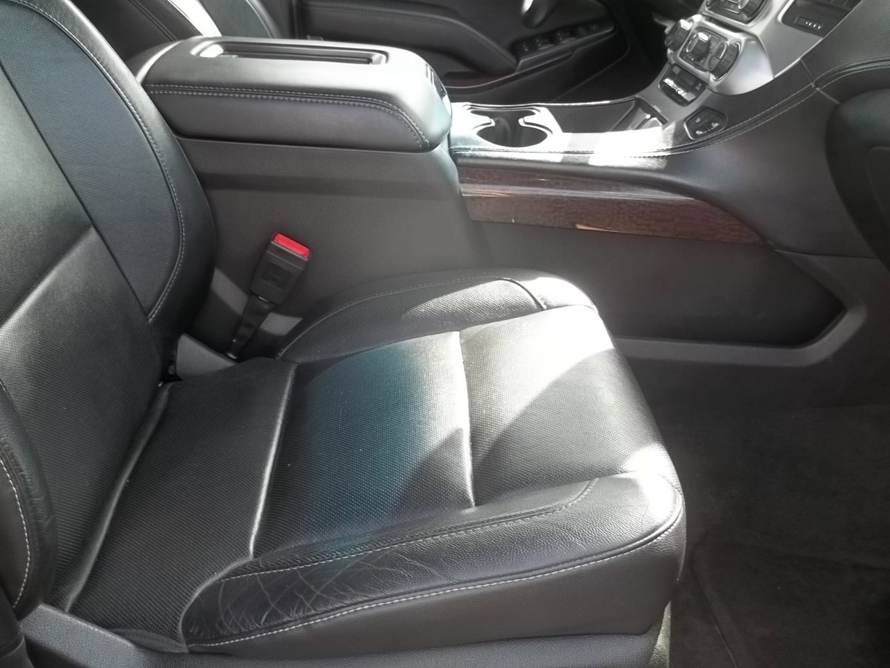 Used 2016 GMC Yukon SLT w/ Open Road Package image 7