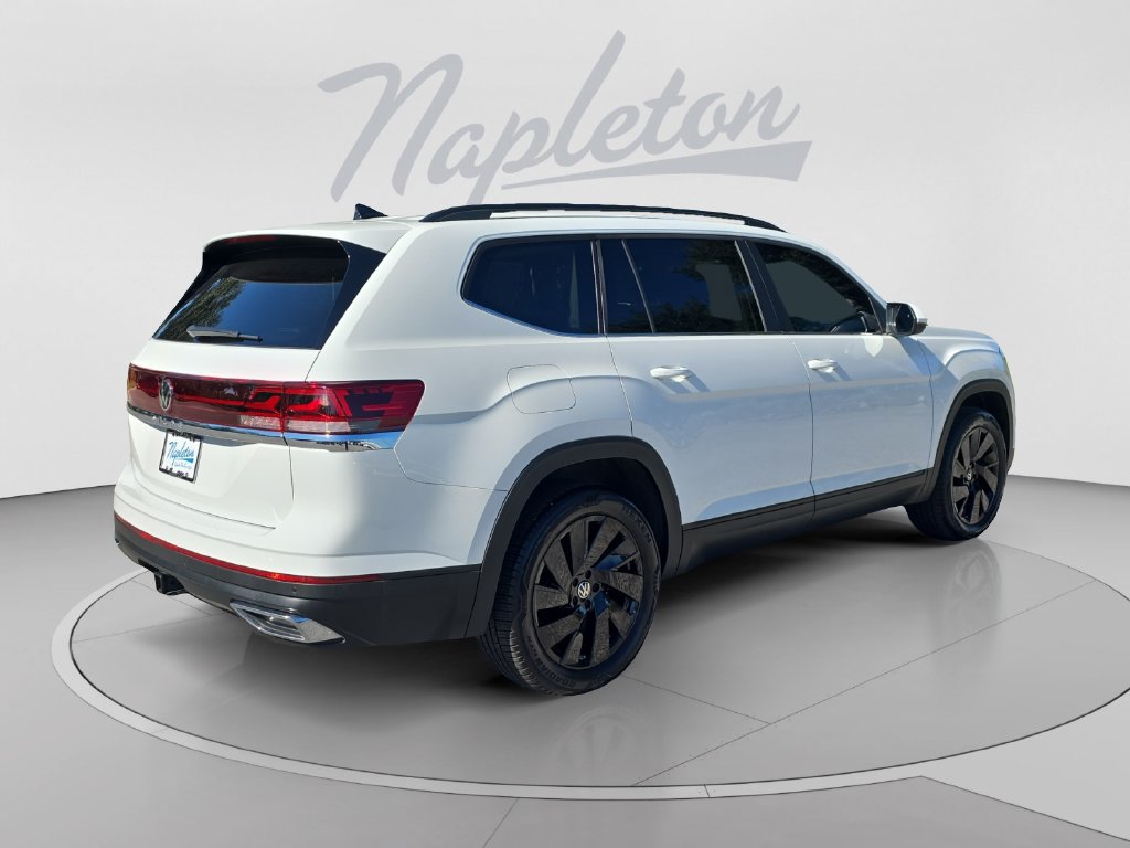 Used 2024 Volkswagen Atlas SE FWD image 6