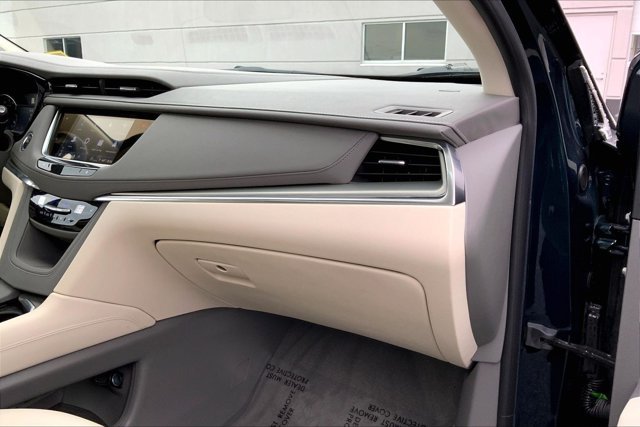 Used 2025 Cadillac XT5 Premium Luxury AWD/4WD image 16